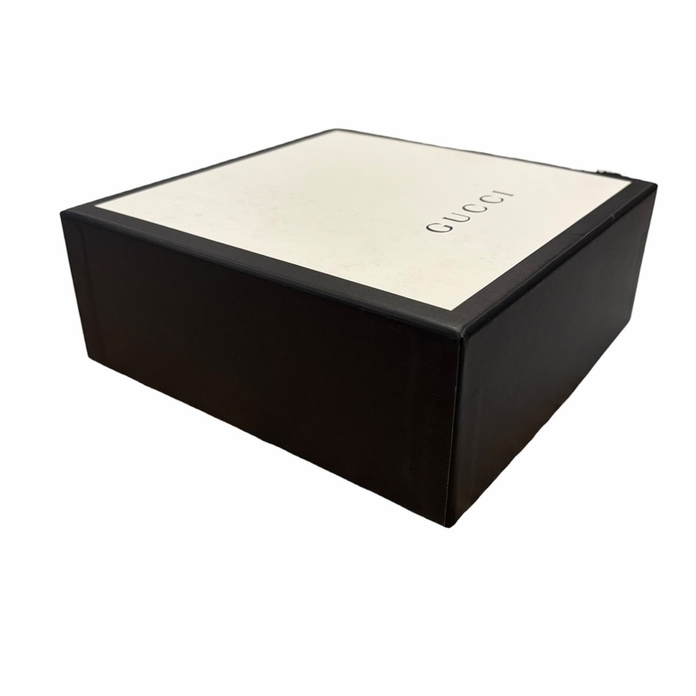 Gucci Gift Box with Shopping Bag and Ribbon - Picture 4 of 12